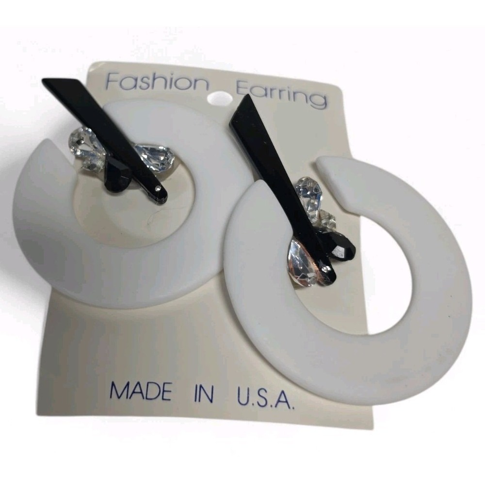 NEW Vintage White plastic Hoop Clip On Earrings Black Bar‎ Rhinestone USA NOS
